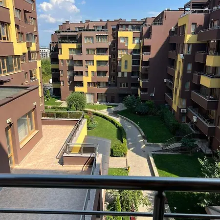 Johannesburg 2bdr Spacious Family W Parking And Playground Apartmán Sofie