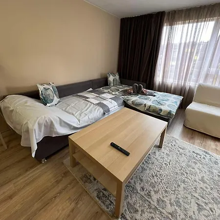 Johannesburg 2bdr Spacious Family W Parking And Playground Apartament