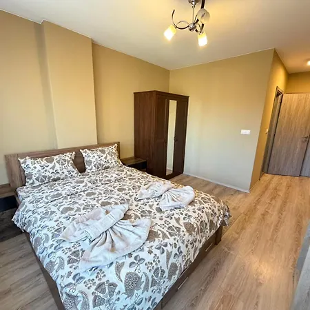 Johannesburg 2bdr Spacious Family W Parking And Playground Sofia
