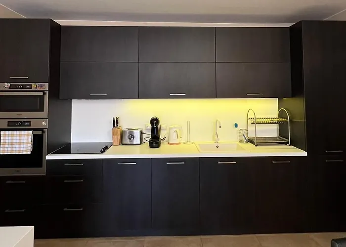 Johannesburg 2bdr Spacious Family W Parking And Playground * Sofia