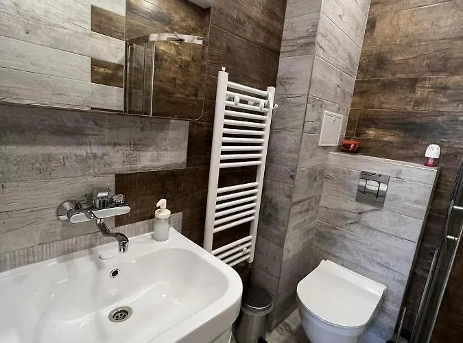 Johannesburg 2bdr Spacious Family W Parking And Playground * Sofia